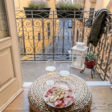 Stence Apartment *