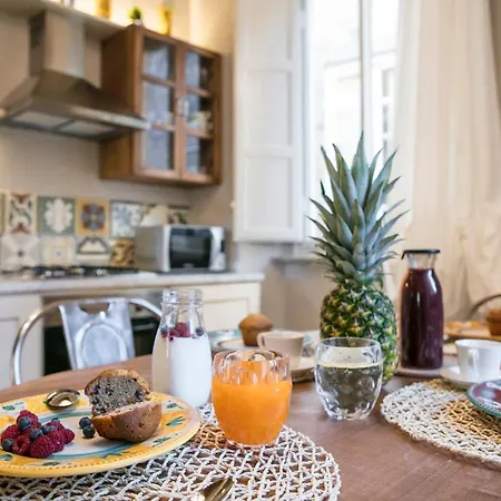 Apartment Stence