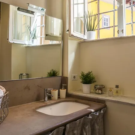 Apartment Stence